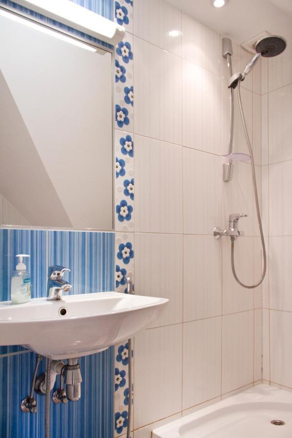 Arno Apartments Kuressaare Room photo